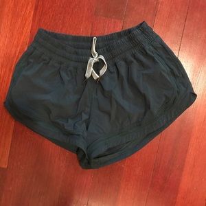 lulu lemon green shorts